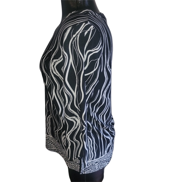 Lavena Black and White Patterned Top M - Picture 4 of 6